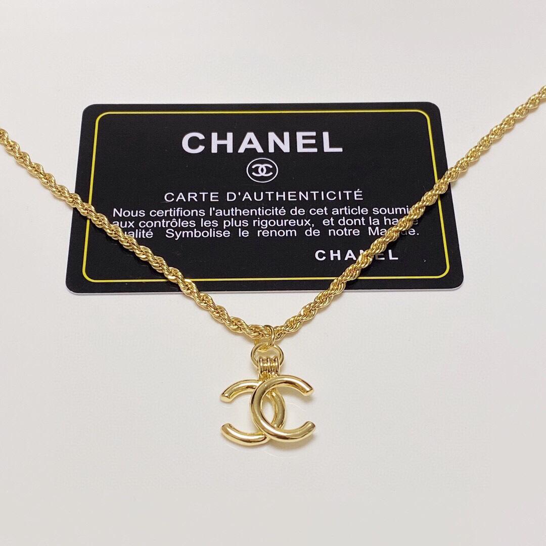 Chanel CC Logo Necklace Gold For Women