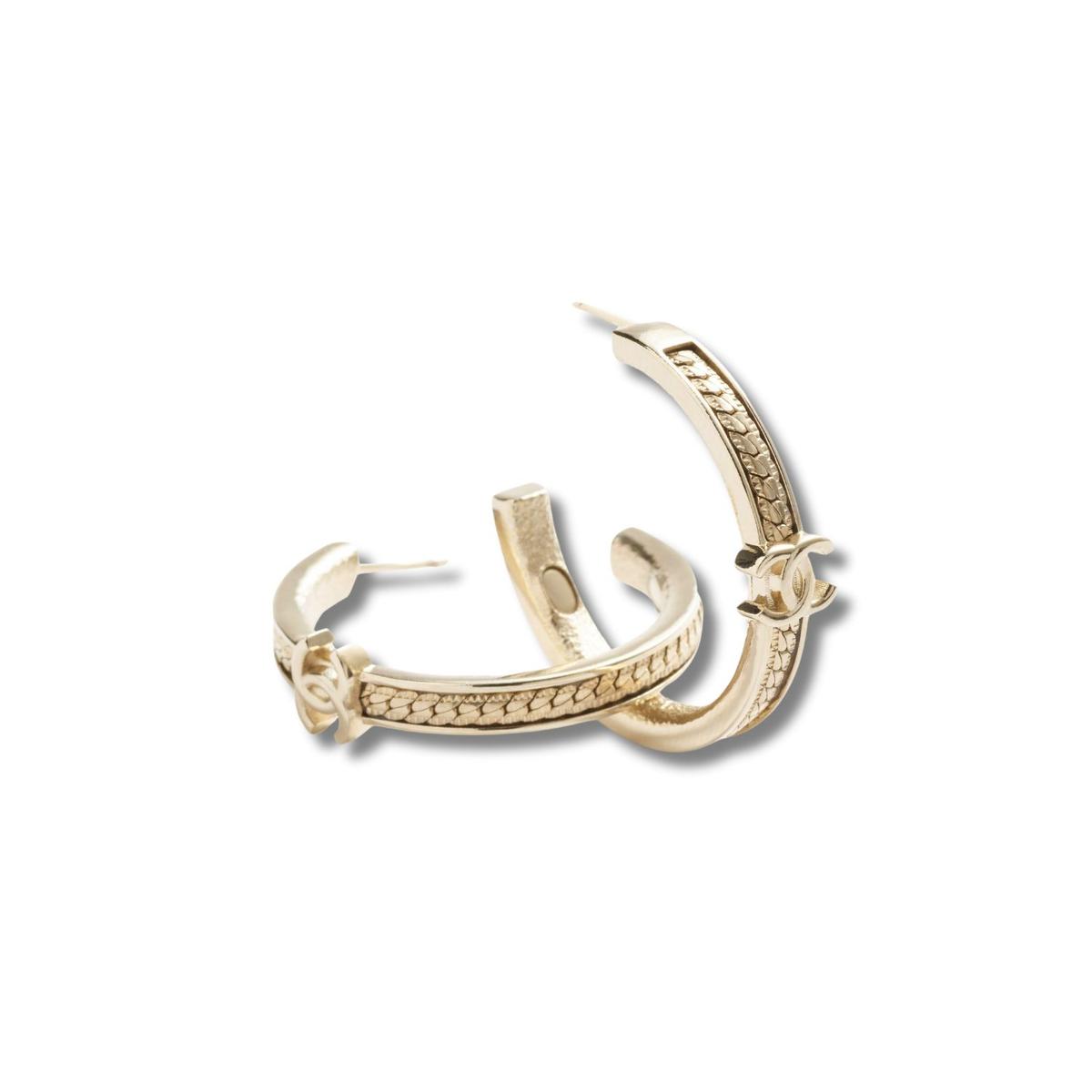 Boucles d'oreilles Chanel Hood pour femmes ABE245 B18058 NZS80