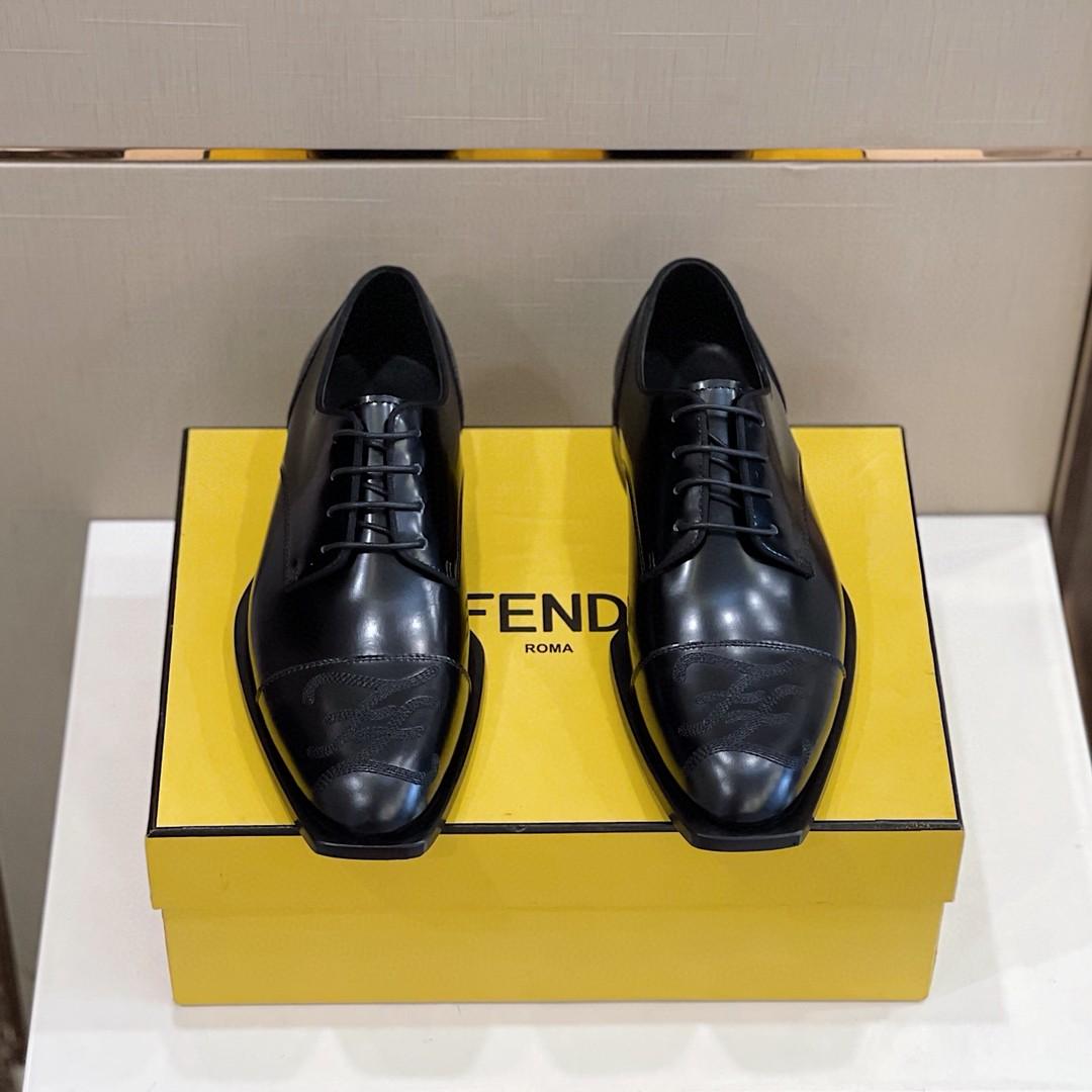 Fendi FF Cap Toe Lace Ups Black For Men