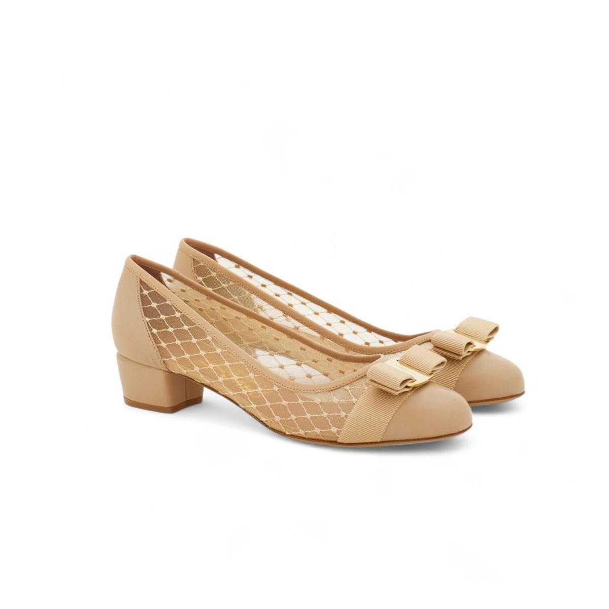 Pompe Ferragamo Vara Beige pour femmes 30 mm 01J562 779583