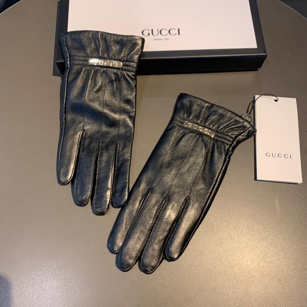 Gucci Gloves With Signature Double G Motif In Black