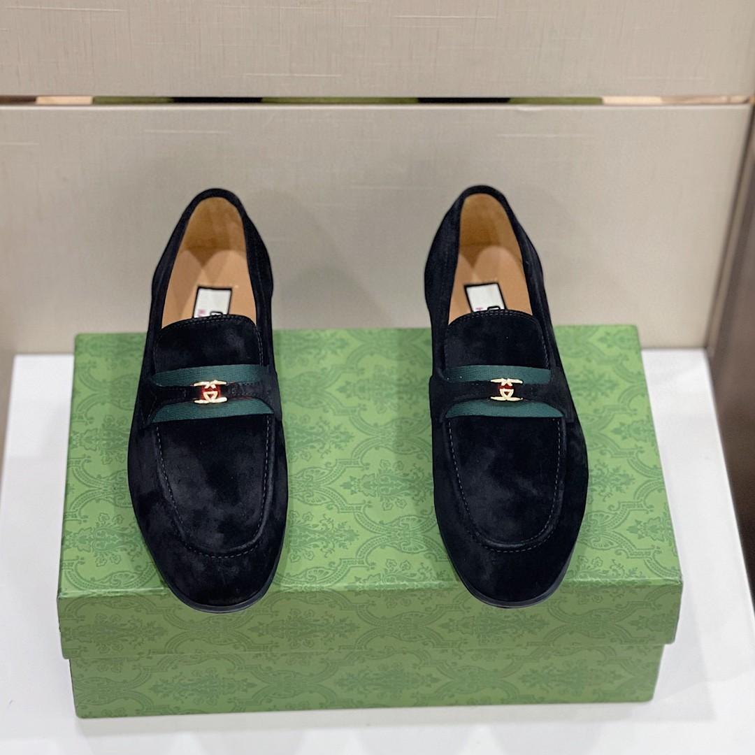 Gucci Loafer avec verrouillage G noir pour les hommes