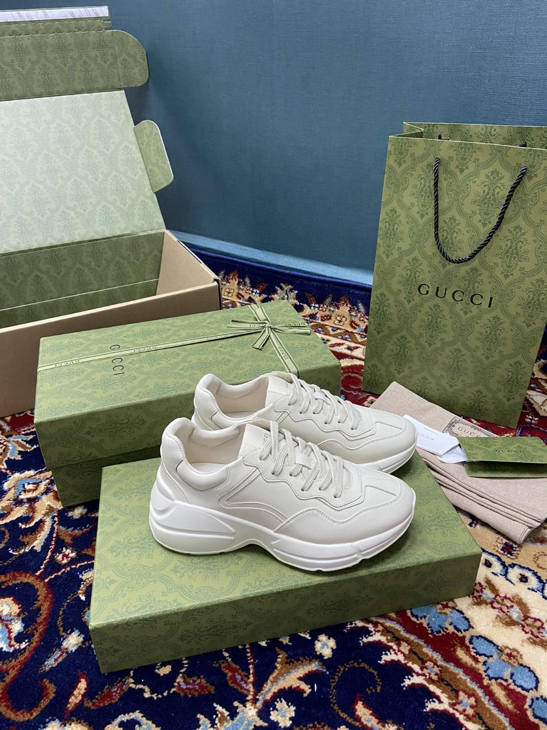 Gucci Rhyton Sneaker Beige pour hommes 721749 0G2R0