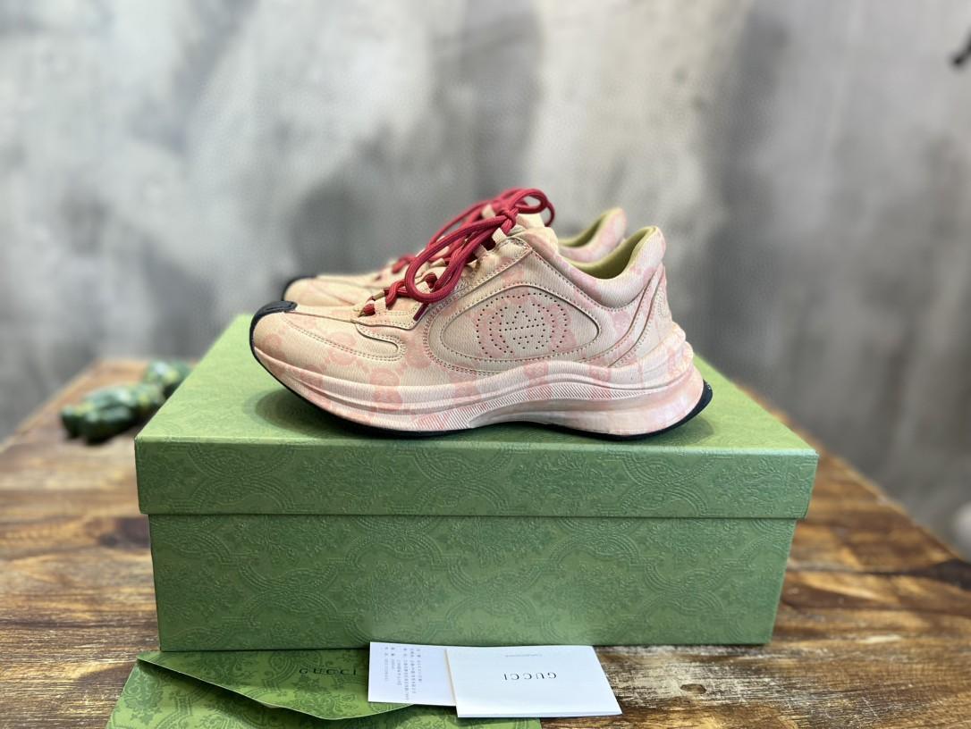 Gucci Run Sneaker Beige pour les hommes