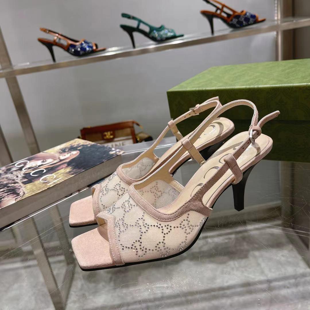 Gucci Femmes GG Slingback Pompe à talon moyen Beige pour femmes GG
