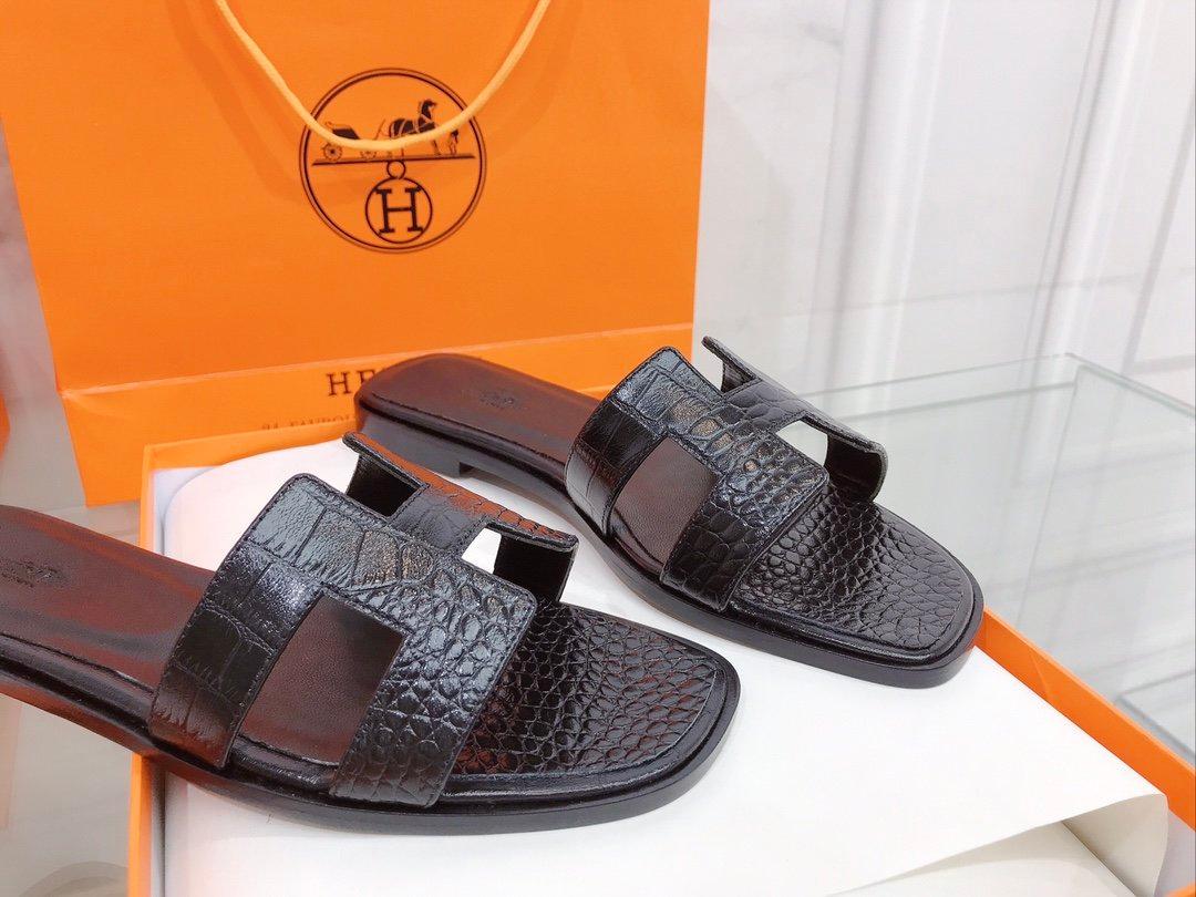 Hermes Oran Sandales Noir pour les femmes
