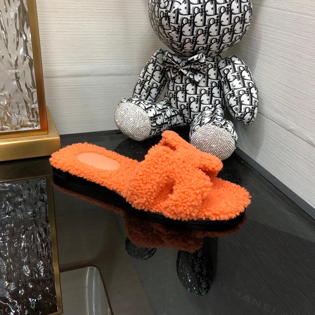 Hermès Oran Sandal Orange pour les femmes H212178Z H5355
