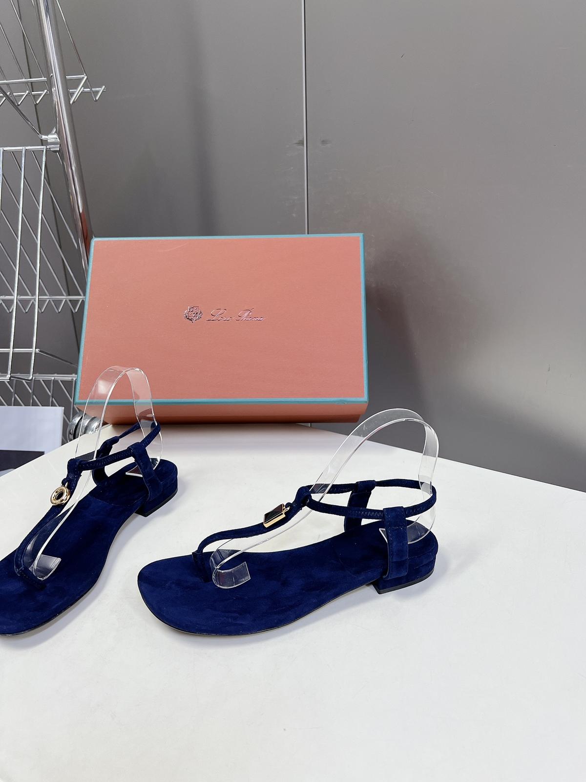 Loro Piana Mindil Sandal Bleu Marine pour les femmes