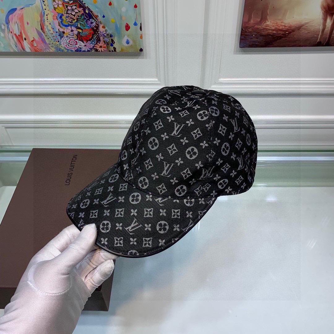 Louis Vuitton Soyez ma casquette Black LV Cap
