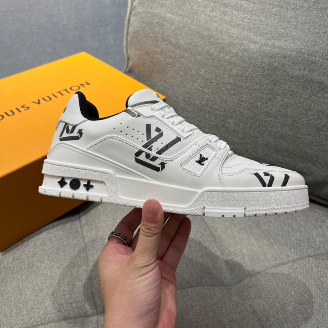 Louis Vuitton LV Trainer Sneaker Black For Men LV 1AAGY7
