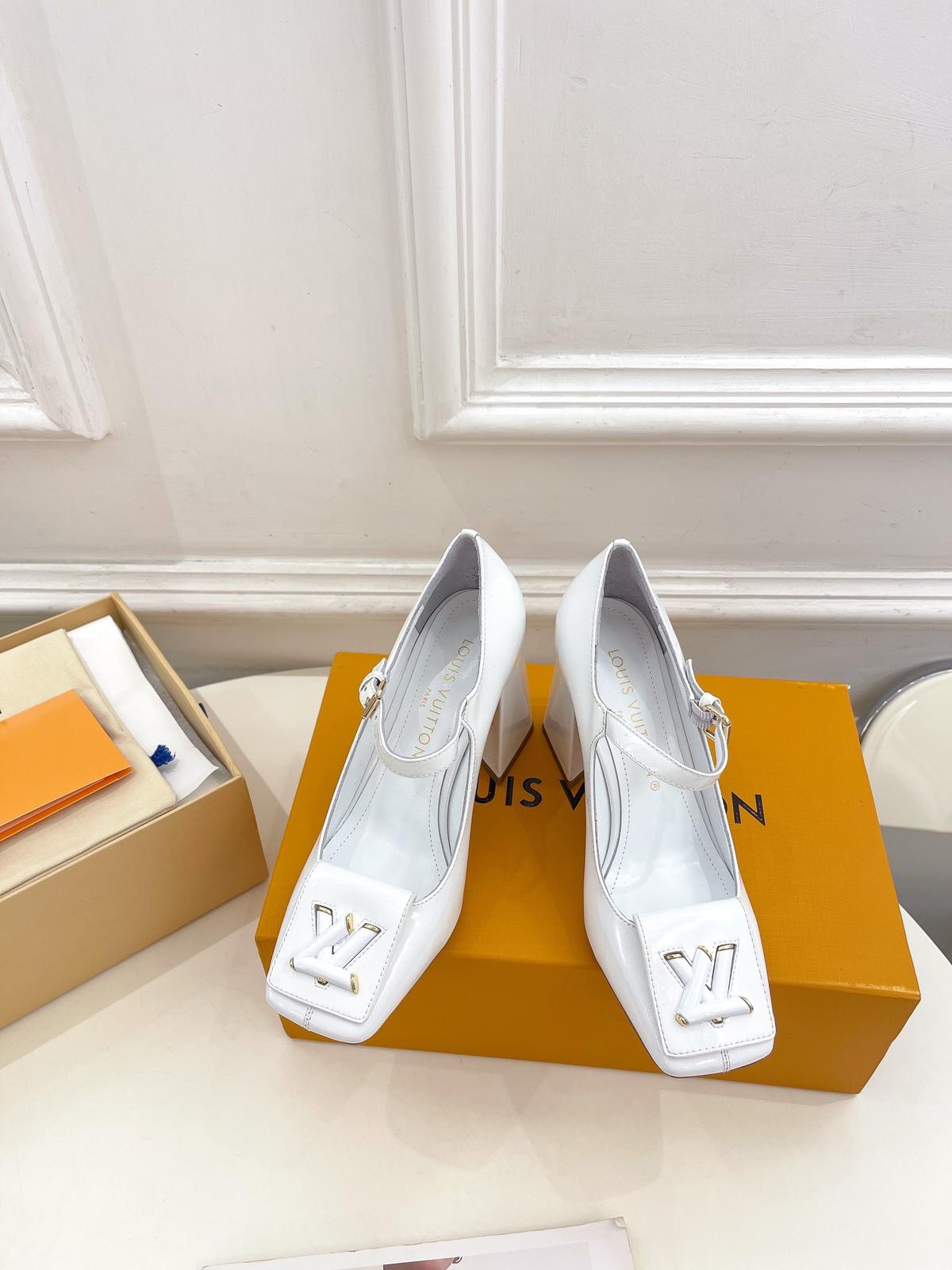 Louis Vuitton Shake Pump White pour femmes 8,5 cm / 3,3 pouces