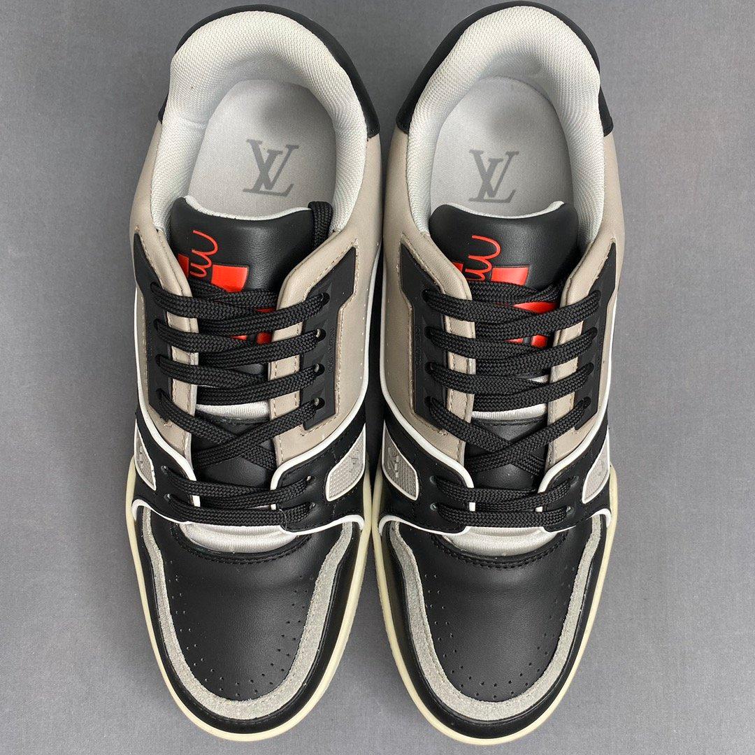 Louis Vuitton Trainer Sneaker Mix Of Materials Black For Men LV