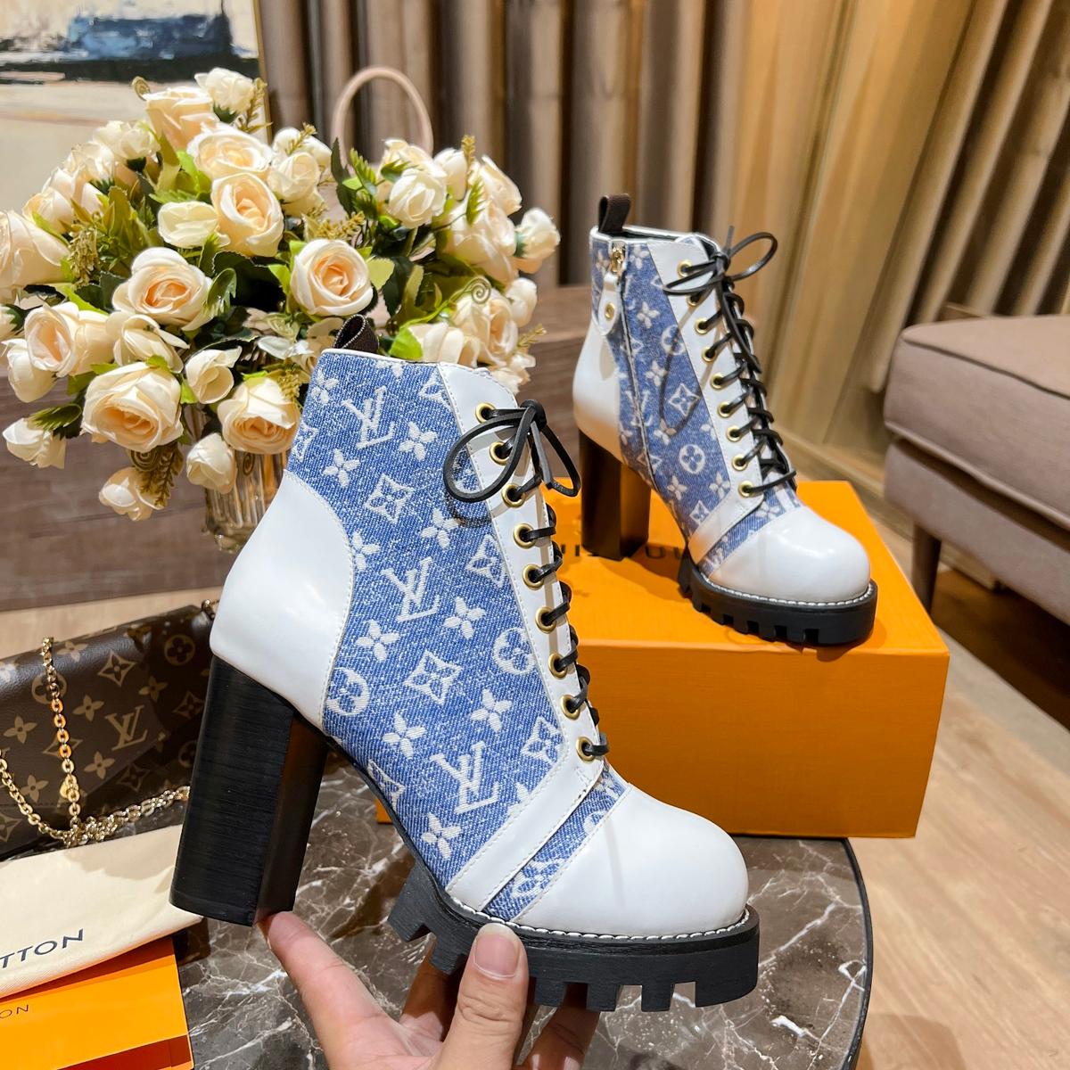 Louis Vuitton Femmes Star Trail Bottes de cheville Bleu pour femmes LV