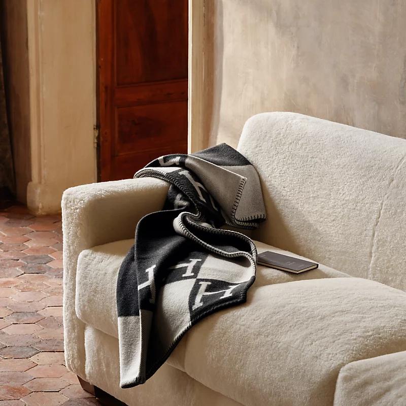 Bedding Set Hermes: Avalon Throw Blanket + Avalon Pillow Large Model