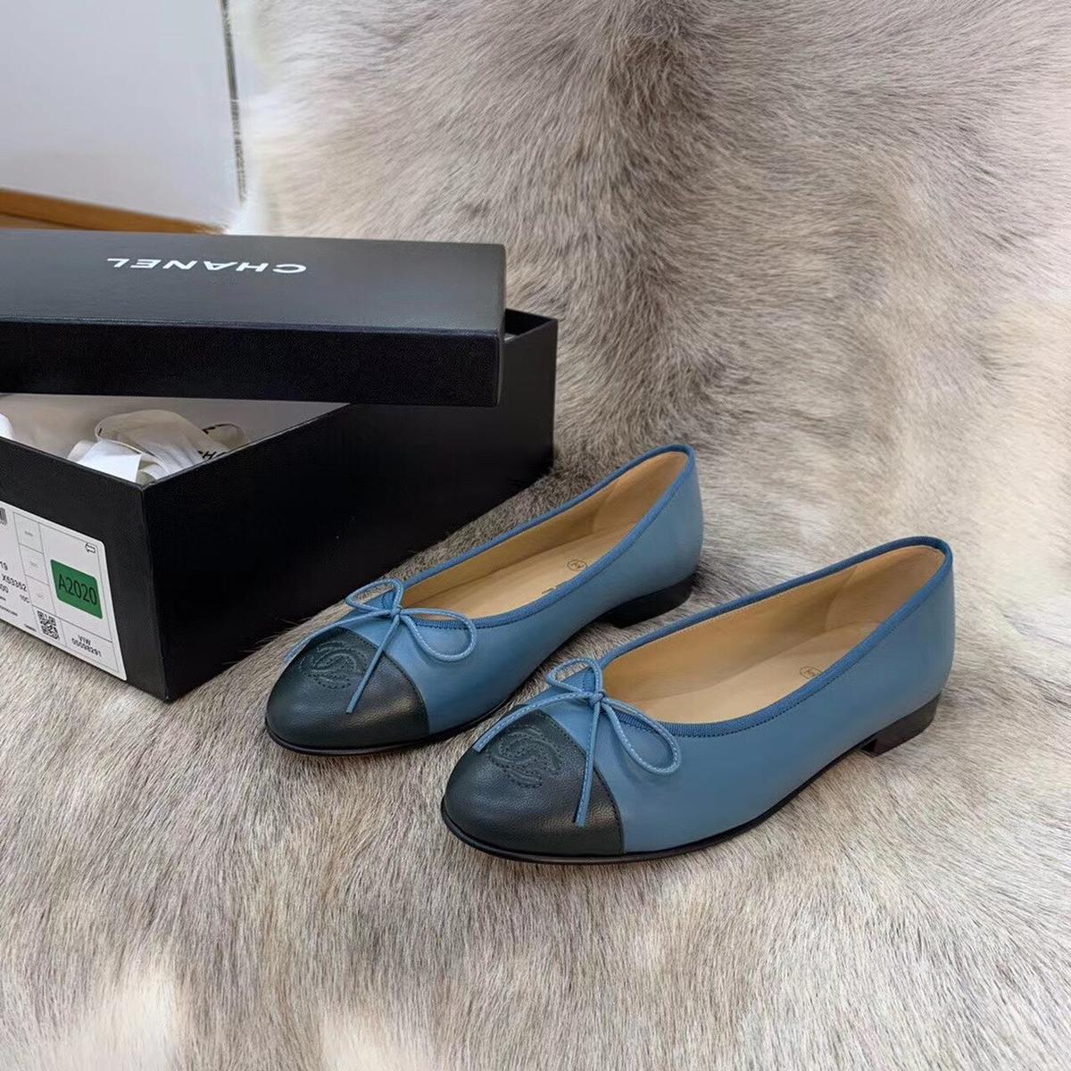 Chanel Ballerina Appartements Bleu pour femmes, Chaussures Femmes G02819