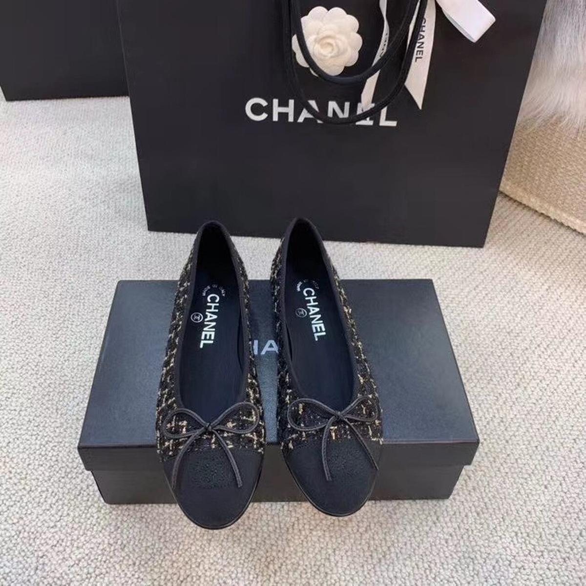 Chanel Ballerina Appartements Tweed Noir/Or Pour Femmes, Chaussures Femmes G02819 K4311