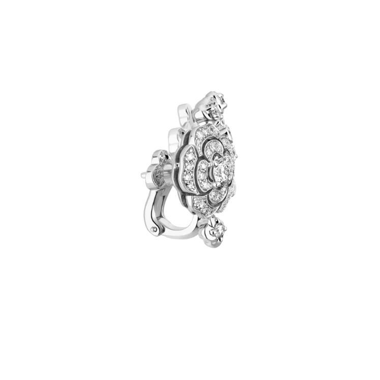 Chanel Bouton De Camélia Boucles d'oreilles Or blanc pour femmes J12039