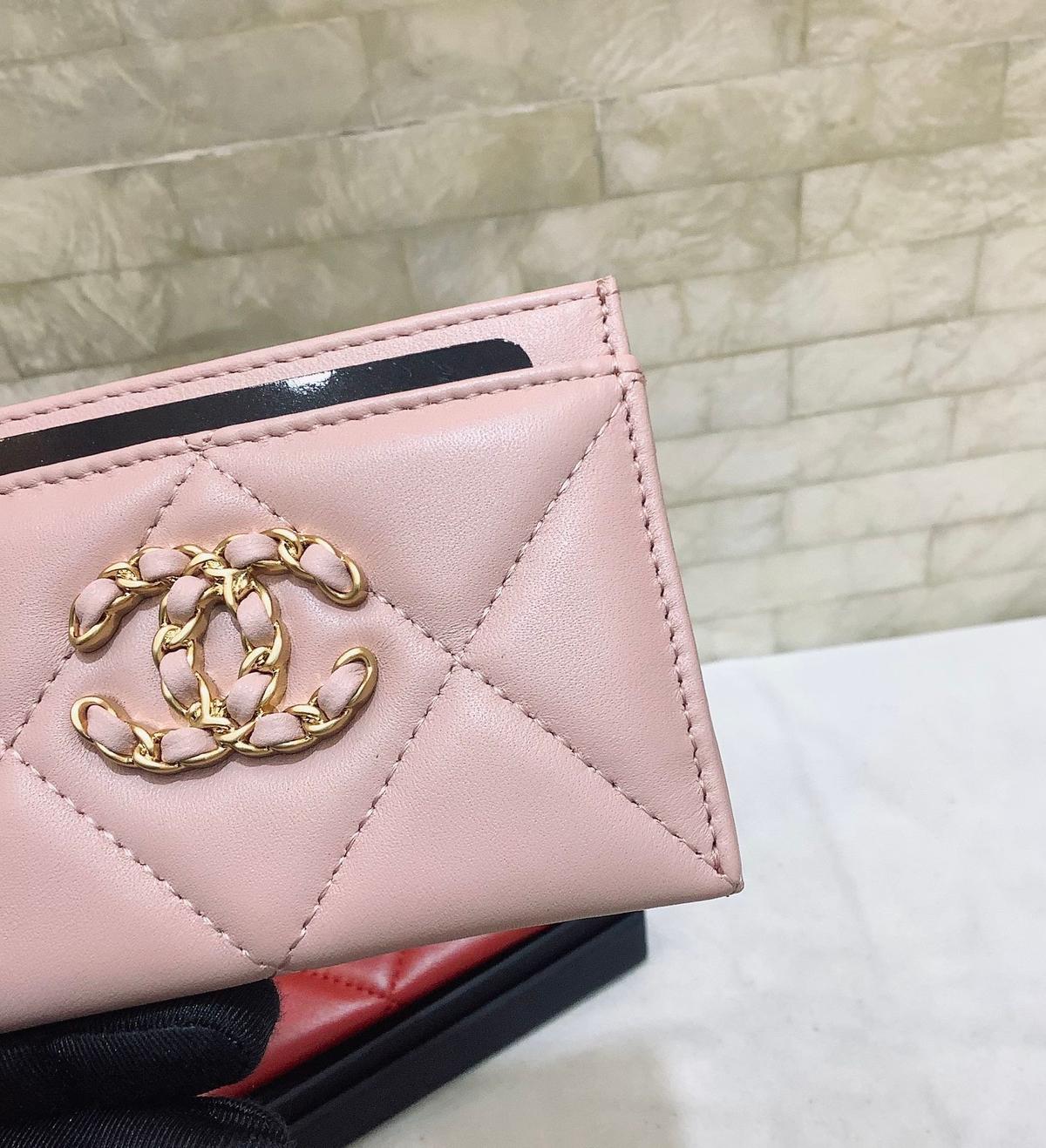 Chanel CO-CO 19 Card Holder Wallet Light Pink Gold Toned Hardware For Women 11cm/4.3in