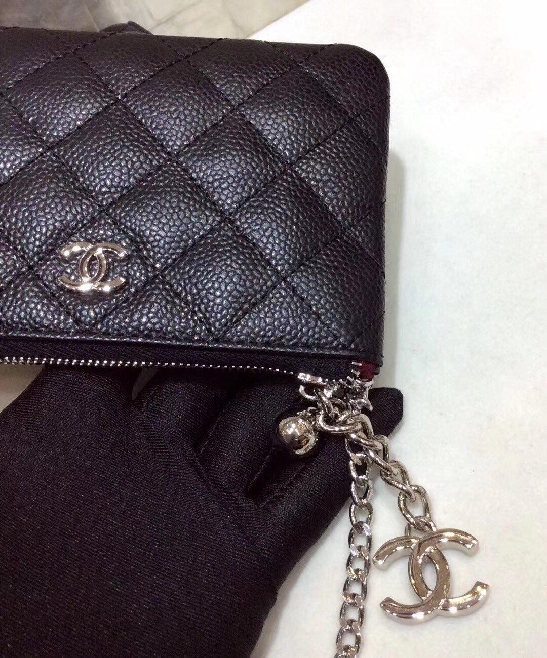 Chanel CO-CO Classic Mini porte-monnaie 14cm / 5.5in Silver Toned Hardware pour femmes noir