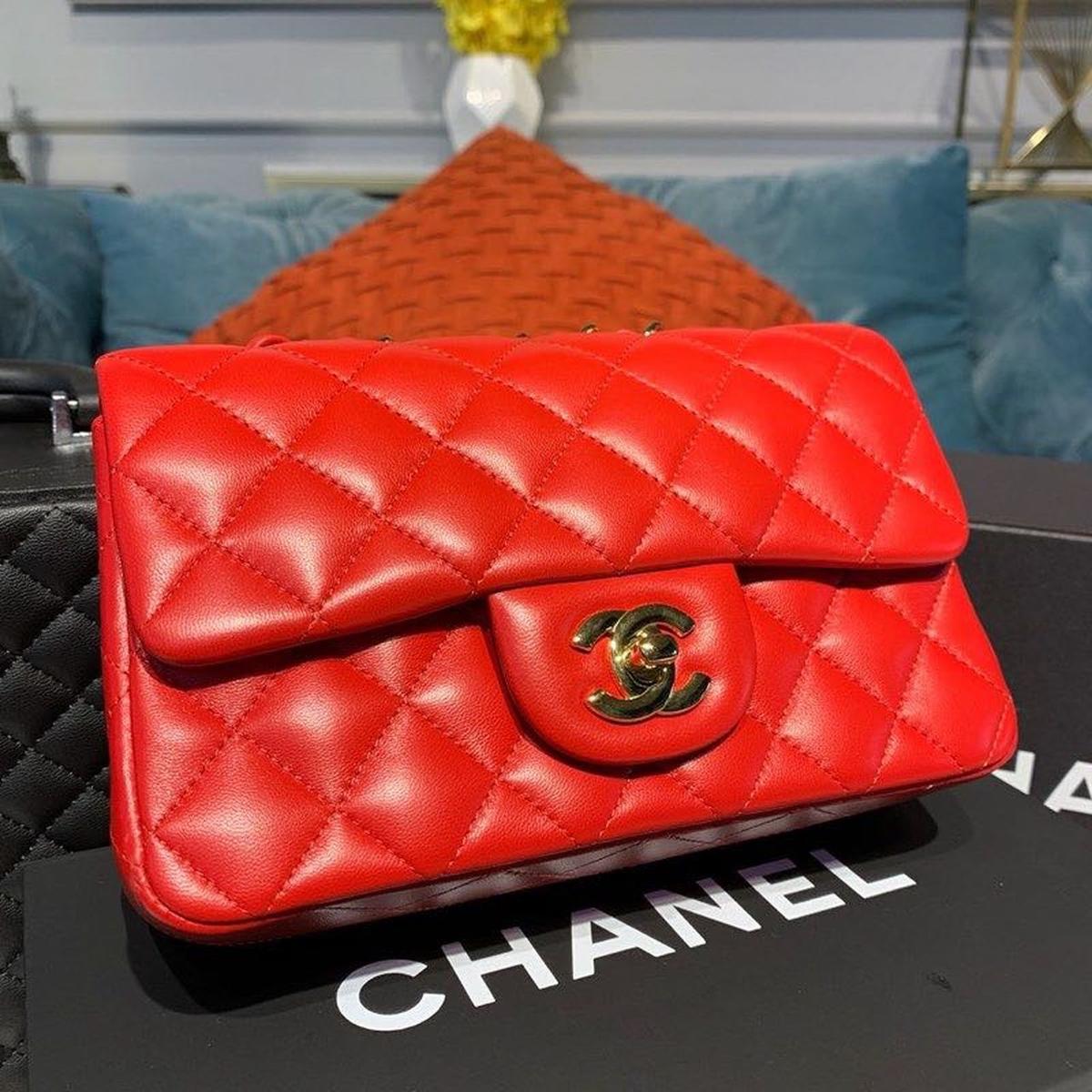 Chanel Flap Bag Mini Crossbody 7.8in/ 20cm Matériel en or rouge pour femmes A69900