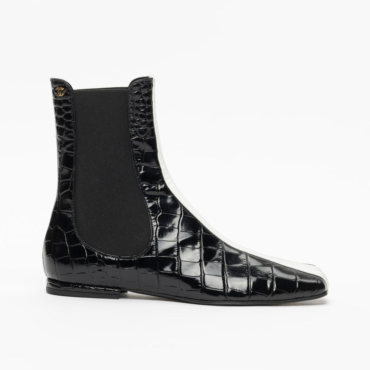 Chanel Short Boots Black/ White For Women G47183-B24263-UC257