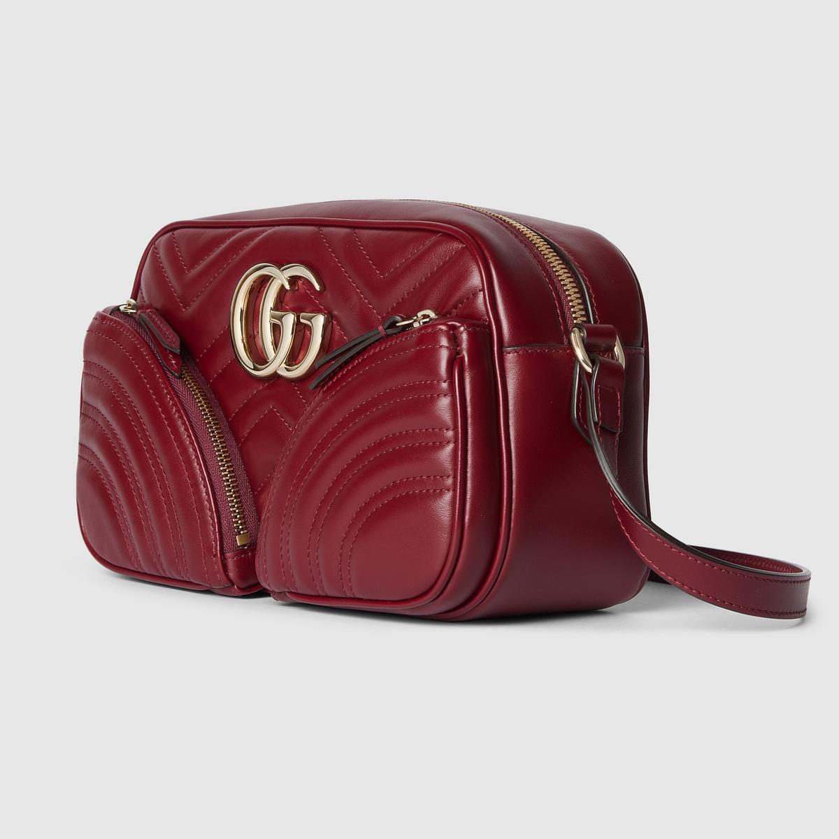 Gucci GG Marmont Petit sac d'épaule rouge pour femmes 9,6 pouces/ 24,3 cm