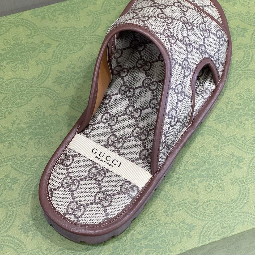 Gucci Men's GG Supreme Slide Sandal Brown And Beige For Men 624879 96G60 9762