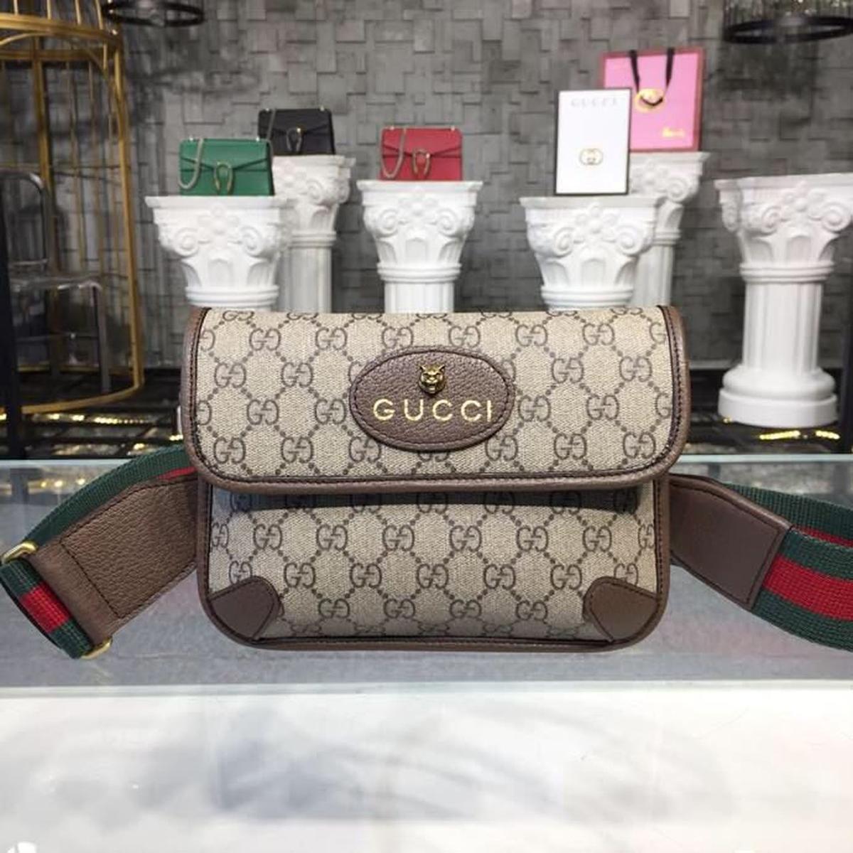 Gucci Neo Vintage Petit Sac Messenger Beige/Ebony GG Supreme Canvas with Brown Pour les femmes 8.5in/22cm GG 501050 9C2VT 8745