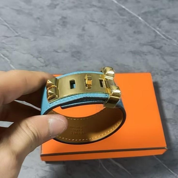 Hermes Collier De Chien 24 Bracelet Bracelet en or bleu clair pour femmes