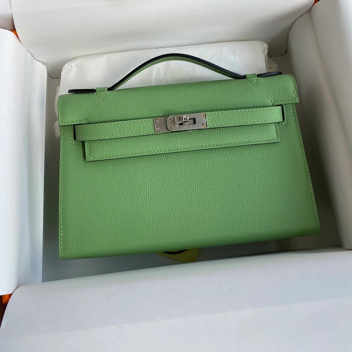 Hermes Kelly Pochette Sac de poignée supérieure 8.7in/ 22cm Green Epsom Palladium Hardware pour femmes