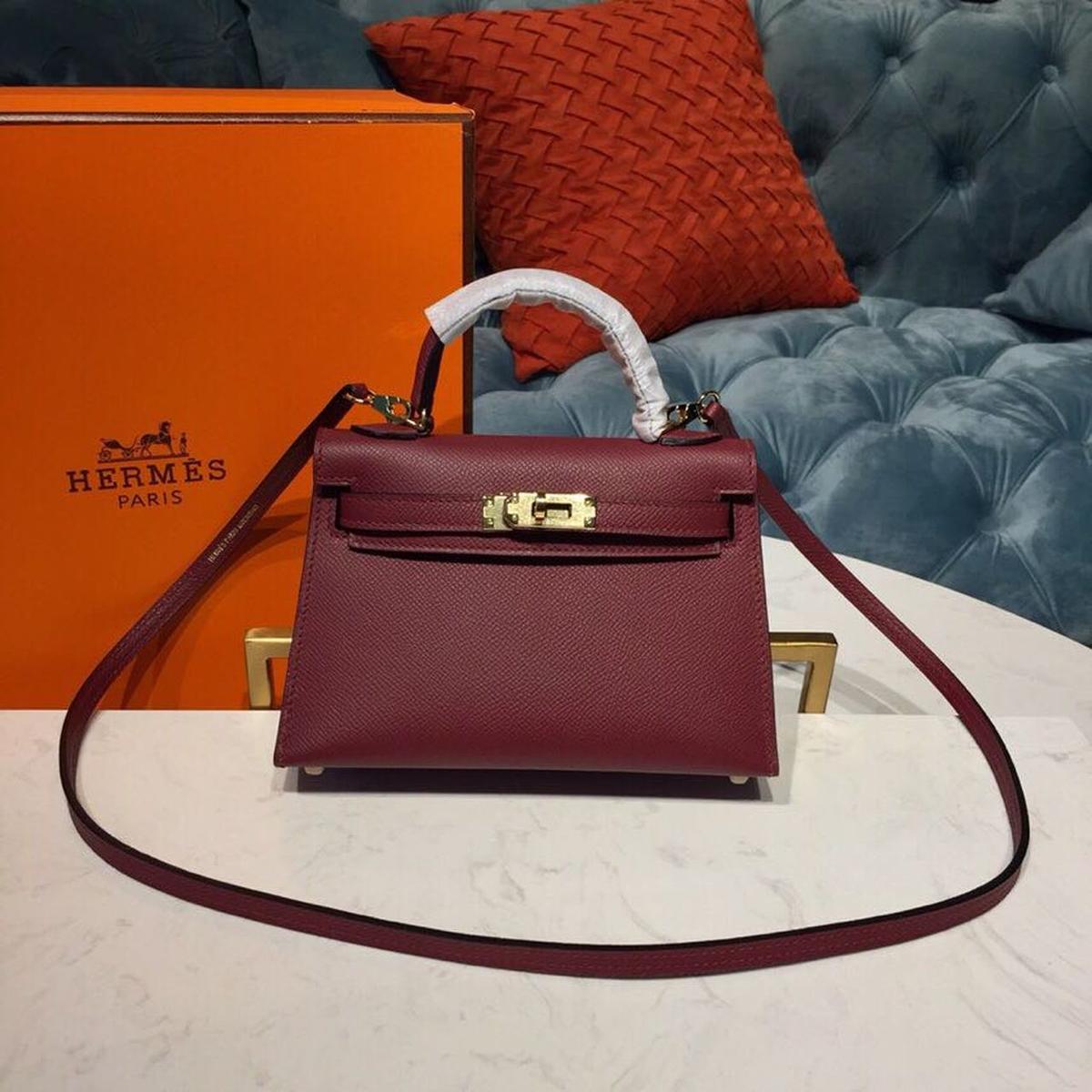 Hermes Mini Kelly Burgundy pour femmes Or Toned Hardware 7.5in/19cm