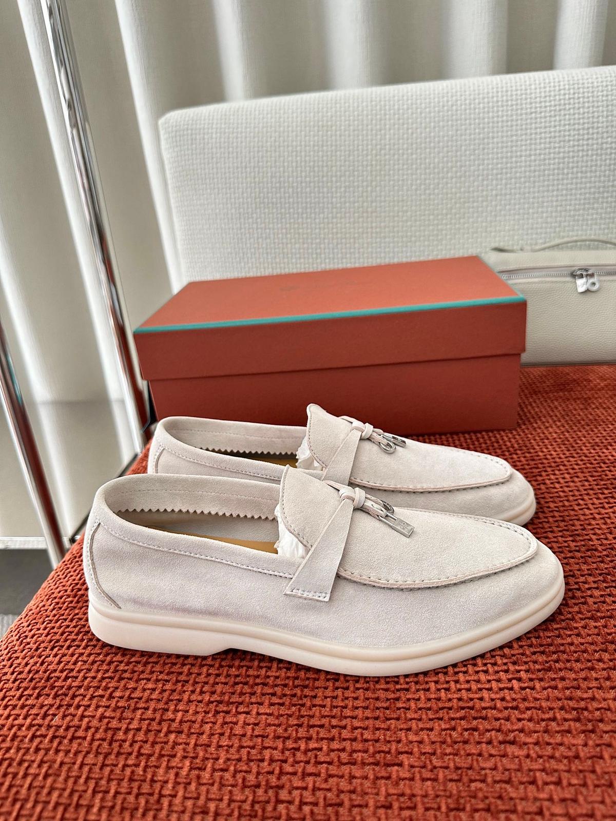 Loro Piana Summer Charms Walk Loafers Powder Pearl pour les femmes