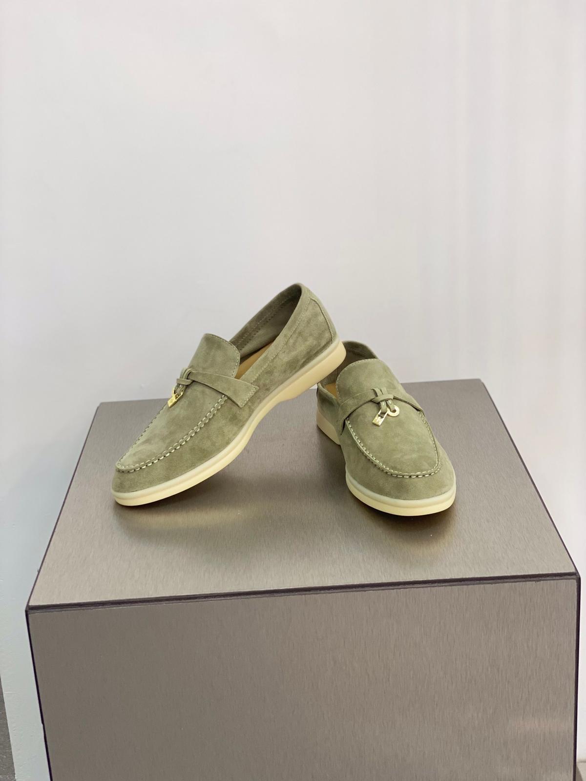 Loro Piana Summer Charms Walk Loafers Tea Room pour les femmes