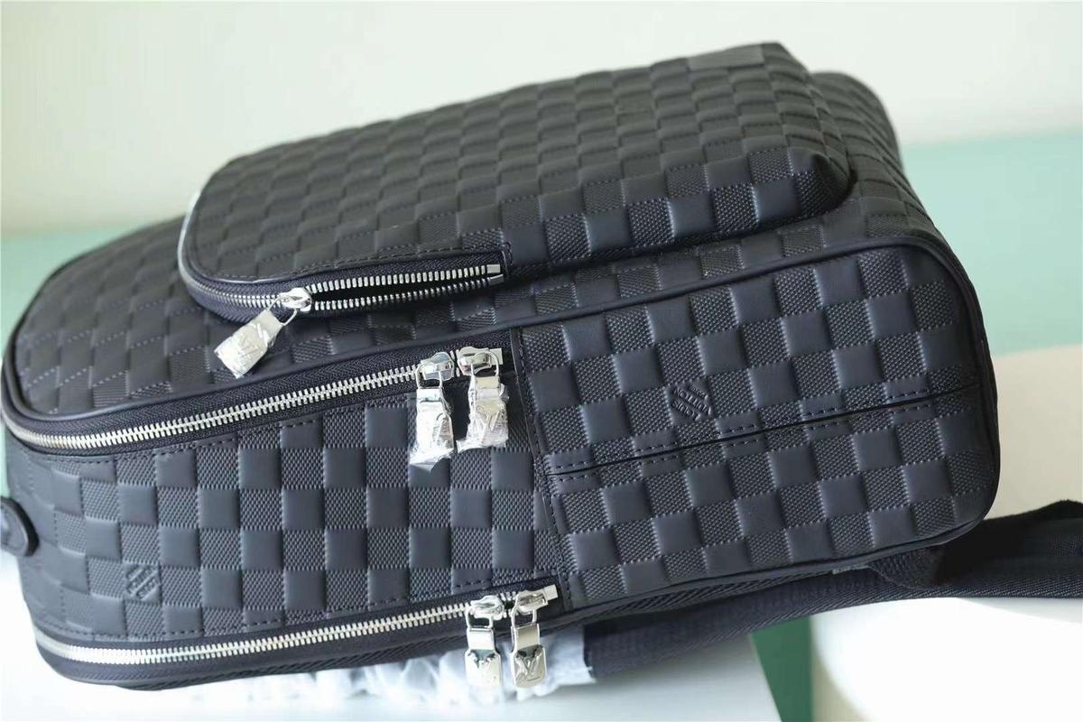 Louis Vuitton Avenue Backpack Black For Men 40cm / 15.7in -