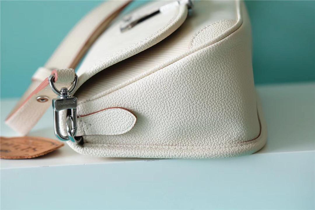 Louis Vuitton Buci Epi Quartz White For Women, Women's Handbags, Shoulder And Crossbody Bags 24.5cm/9.6in LV M59457