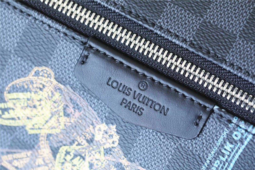 Louis Vuitton Discovery Backpack 15.7in/ 40cm Damier Graphite Canvas Silver Hardware For Men N45275