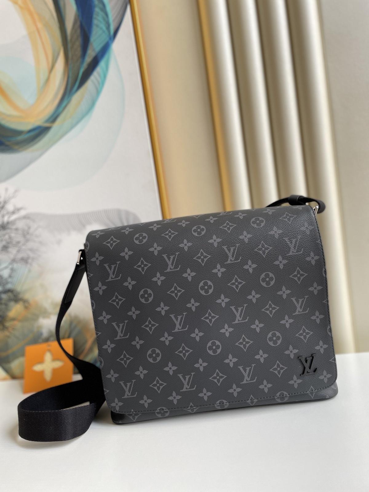 Louis Vuitton District MM Monogram Eclipse Canvas For Men, Men's Bags, Shoulder And Crossbody Bags 12.2in/31cm LV M44001