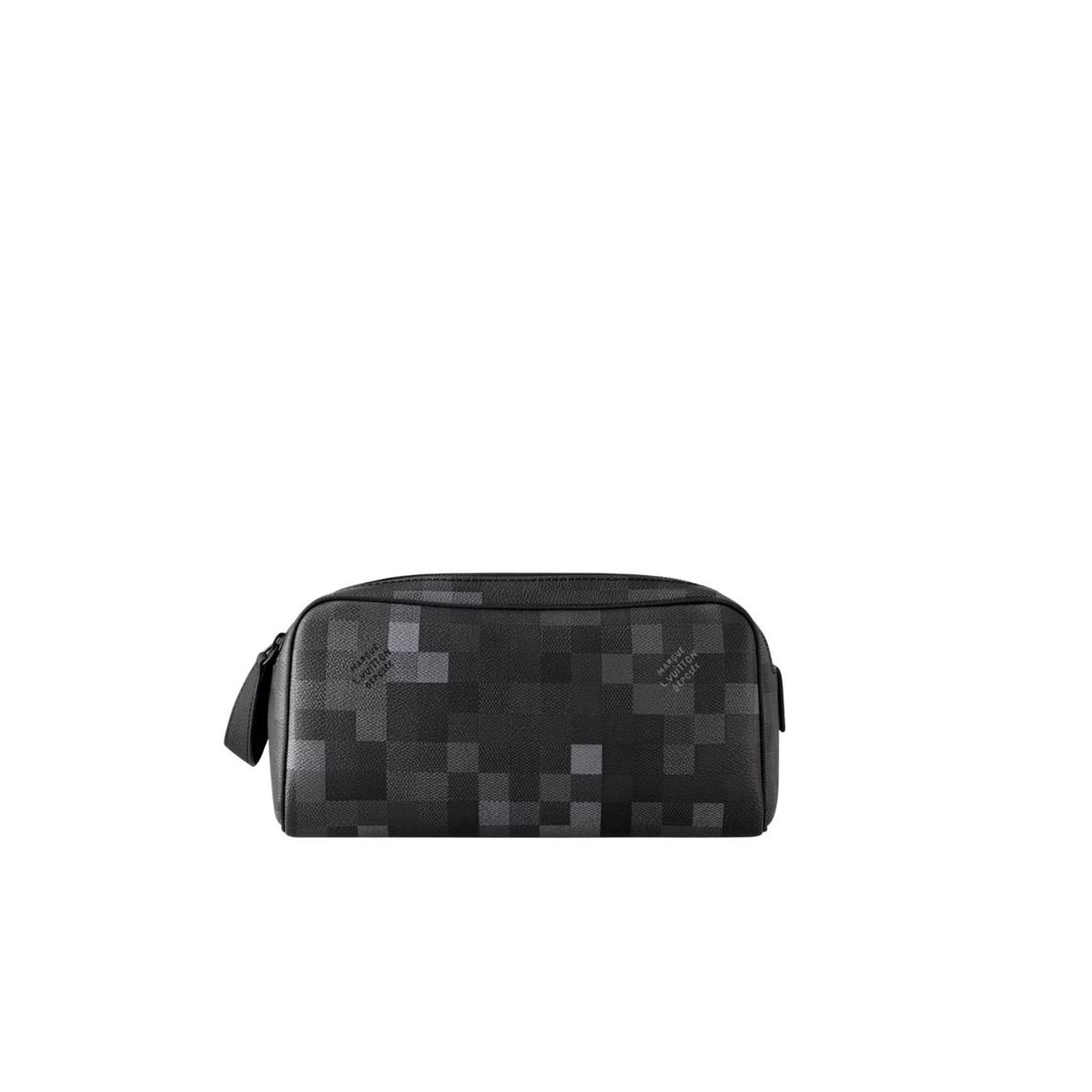 Louis Vuitton Dopp Kit Bag Black 28cm/11in