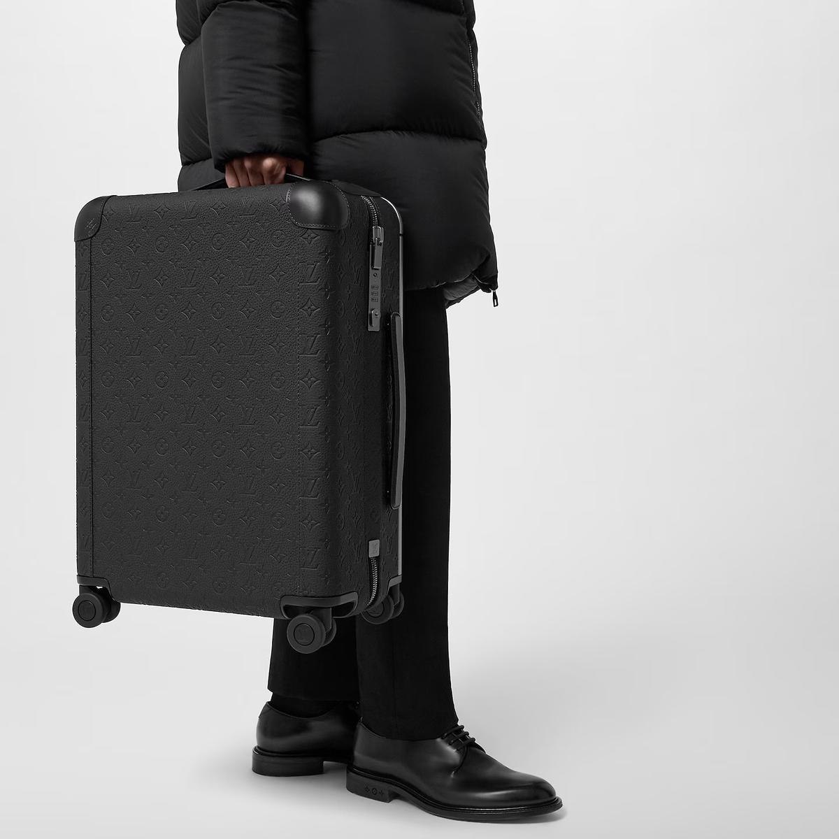 Louis Vuitton Horizon 55 Suitcase 21.7in/ 55cm Black Silver Hardware M20438