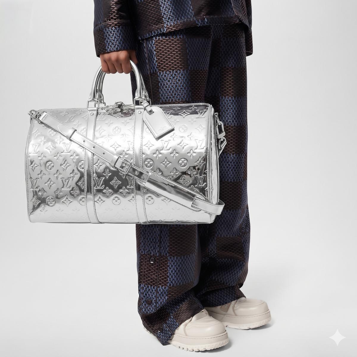 Louis Vuitton Keepall Bandouliere 45 Sac de voyage 17.7in/ 45cm Argent Métallique Argent Matériel M12858