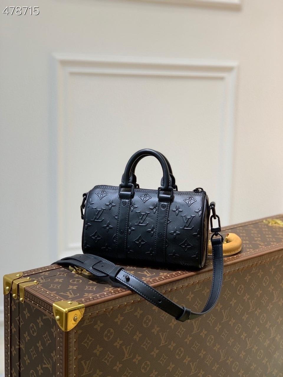 Louis Vuitton Keepall XS Monogram Seal Black Shoulder And Crossbody Bags 8.3in/21cm LV M57960