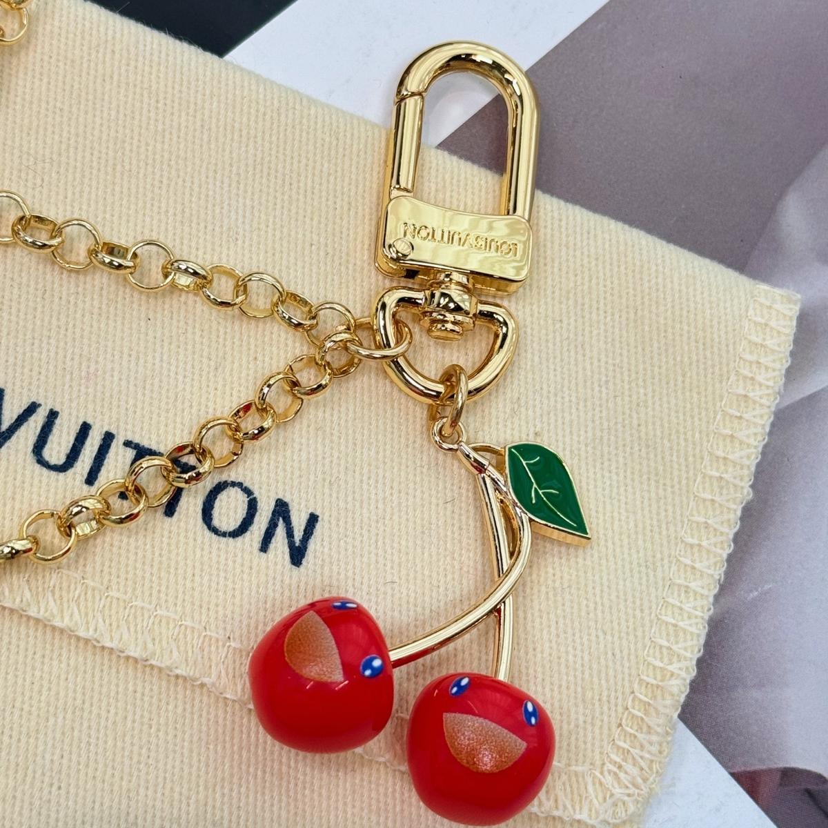 Louis Vuitton LV x TM Cerise Bag Chain Gold-Toned For Women M02598