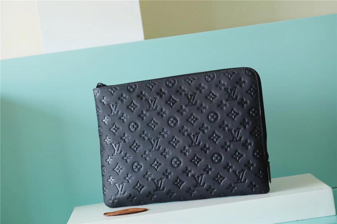Louis Vuitton MM Etui De Voyage Taurillon Monogram For Men, Men's Wallet 13.4in/34cm LV