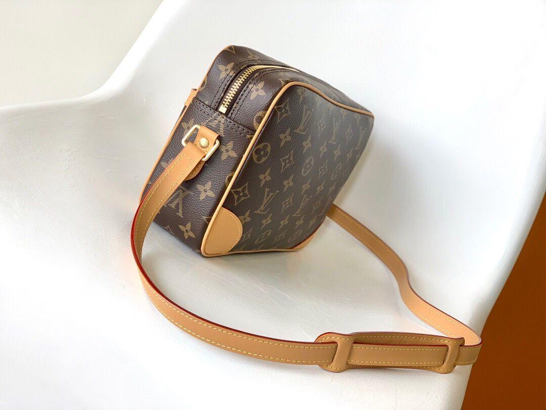 Louis Vuitton Monogram Trocadero 27 Shoulder Bag Pochette Brown For Women 11in/27cm