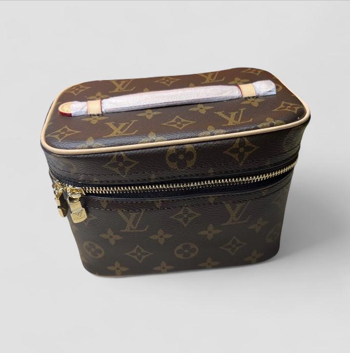 Louis Vuitton Nice Mini Vanity Case 7.9in/ 20cm Brown Monogram Gold Hardware For Women M44495