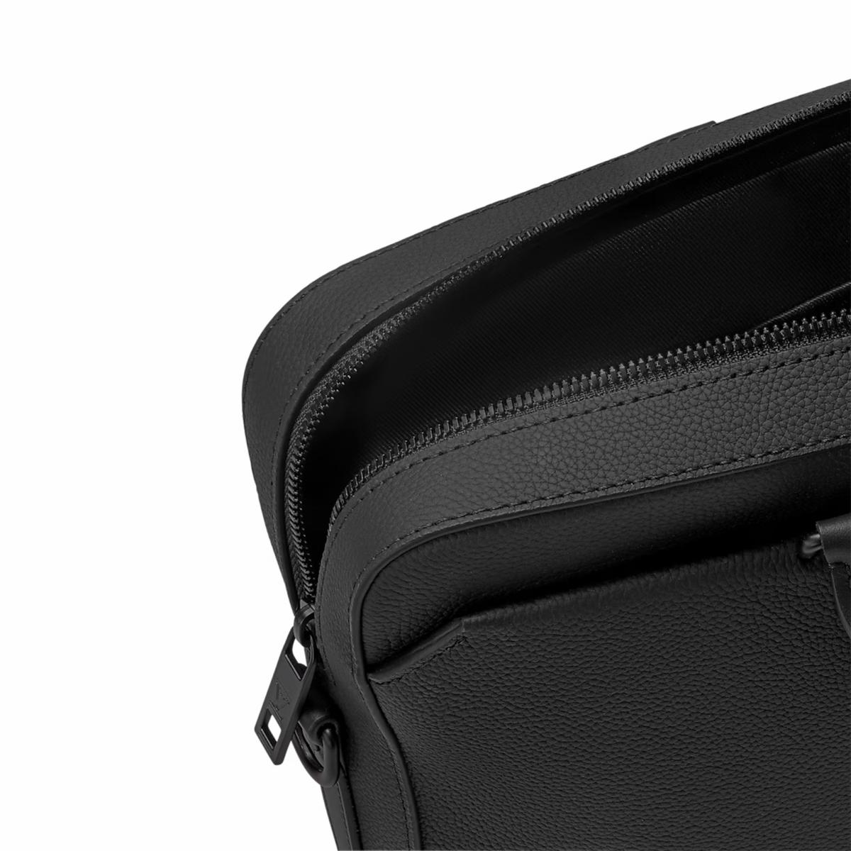Louis Vuitton Pilot Briefcase Black For Men 15.4in/39cm M23778