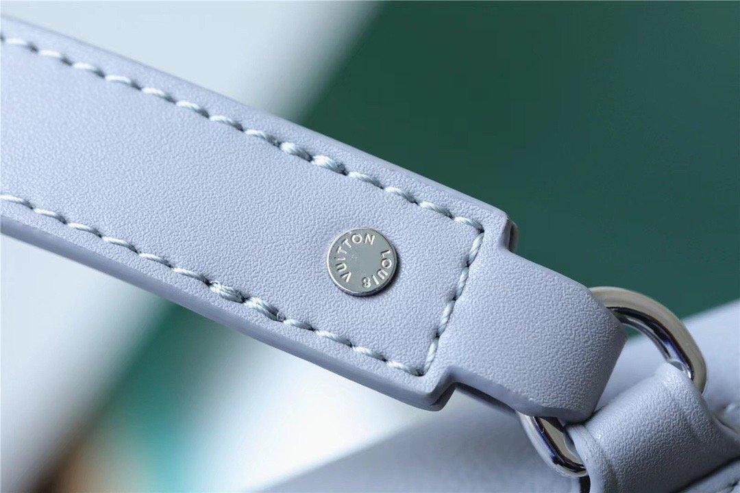 Louis Vuitton Pochette Ipad Clutch & Pouch 11.8in/ 30cm Grey Aerogram Silver Hardware For Men