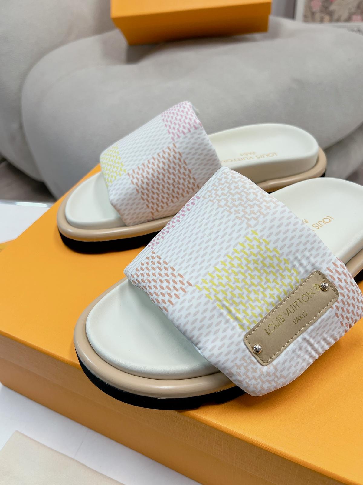 Louis Vuitton Pool Pillow Flat Comfort Mule Multicolor For Men