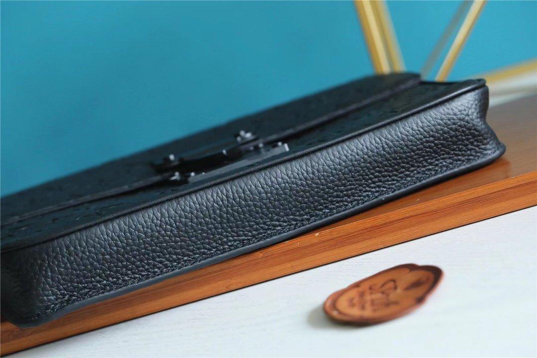 Louis Vuitton S Lock A4 Pouch Taurillon Black For Men, Men's Bags, Shoulder And Crossbody Bags 10.6in/27cm LV M80582
