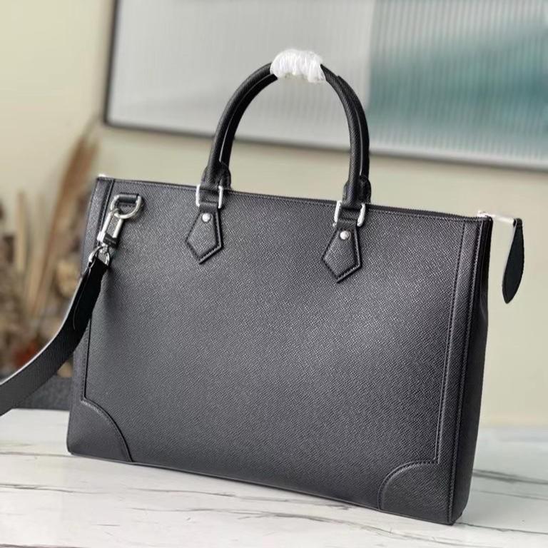 Louis Vuitton Slim Briefcase Taiga Black For Men 15.7in/40cm M30810